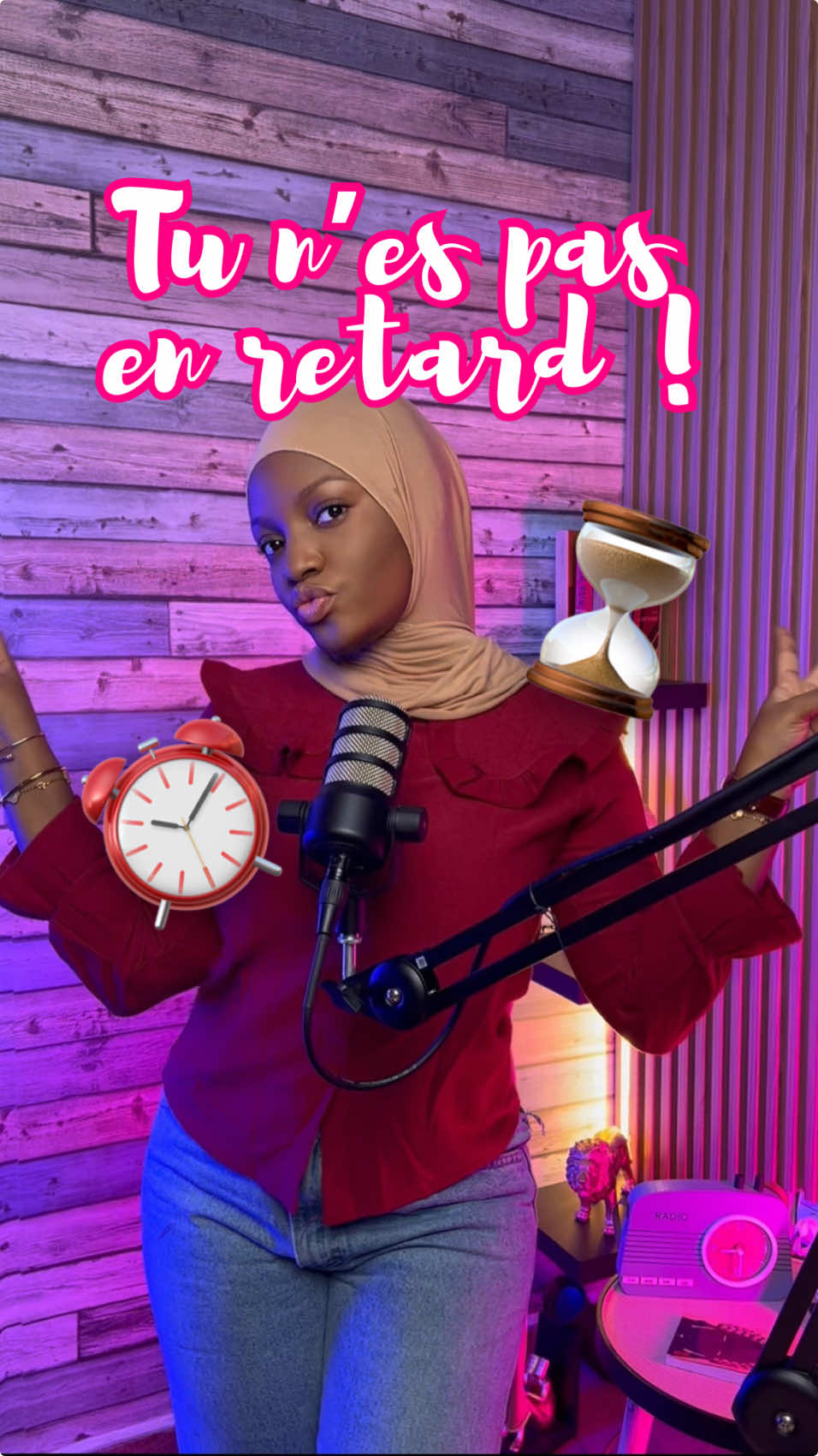 Tu n’es pas en retard ! This is a small talk you may have needed ! Listen my G ! Continues a rouler, mais surtout, roule a ton rythme ! Du moment sur tu n’es pad au meme endroit que l’année dernière, pas d’inquiétude avoir, si tu avance, c’est que tot ou tard tu vas arriver a bon port 🤍🤍🤍🩷 🎥: @Toftal Studio  . . #developpementpersonnel #motivation #senegal