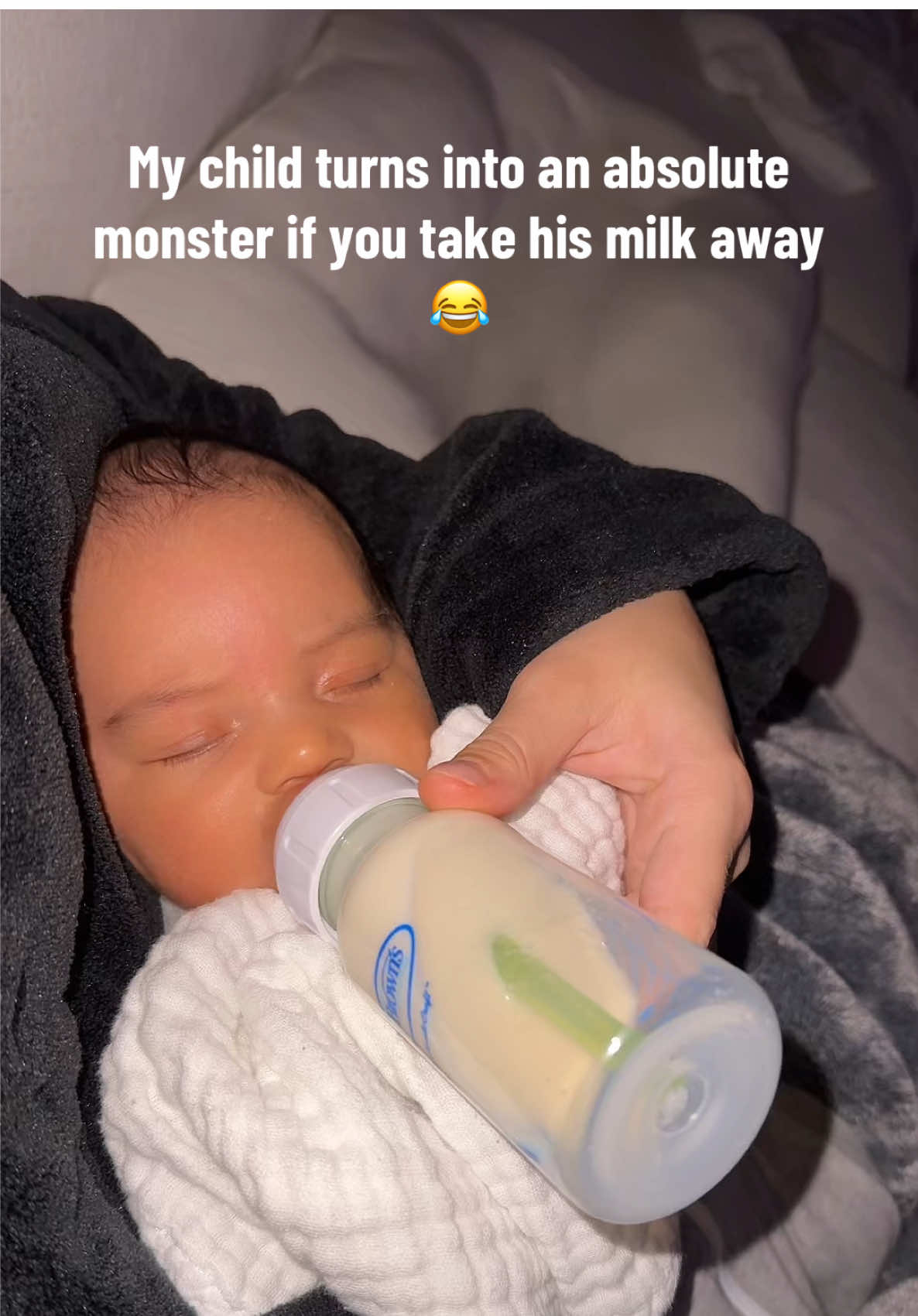 Anyone else’s baby do this ?! 😂  #baby #newborn #newbornbaby #momtok #MomsofTikTok #newmom #firsttimemom #funny #funnybaby #fyp #fypシ #momlife #sahm #sahmsoftiktok #babyboy #babytiktok #breastmilk #newbornbabies #newbornsoftiktok 