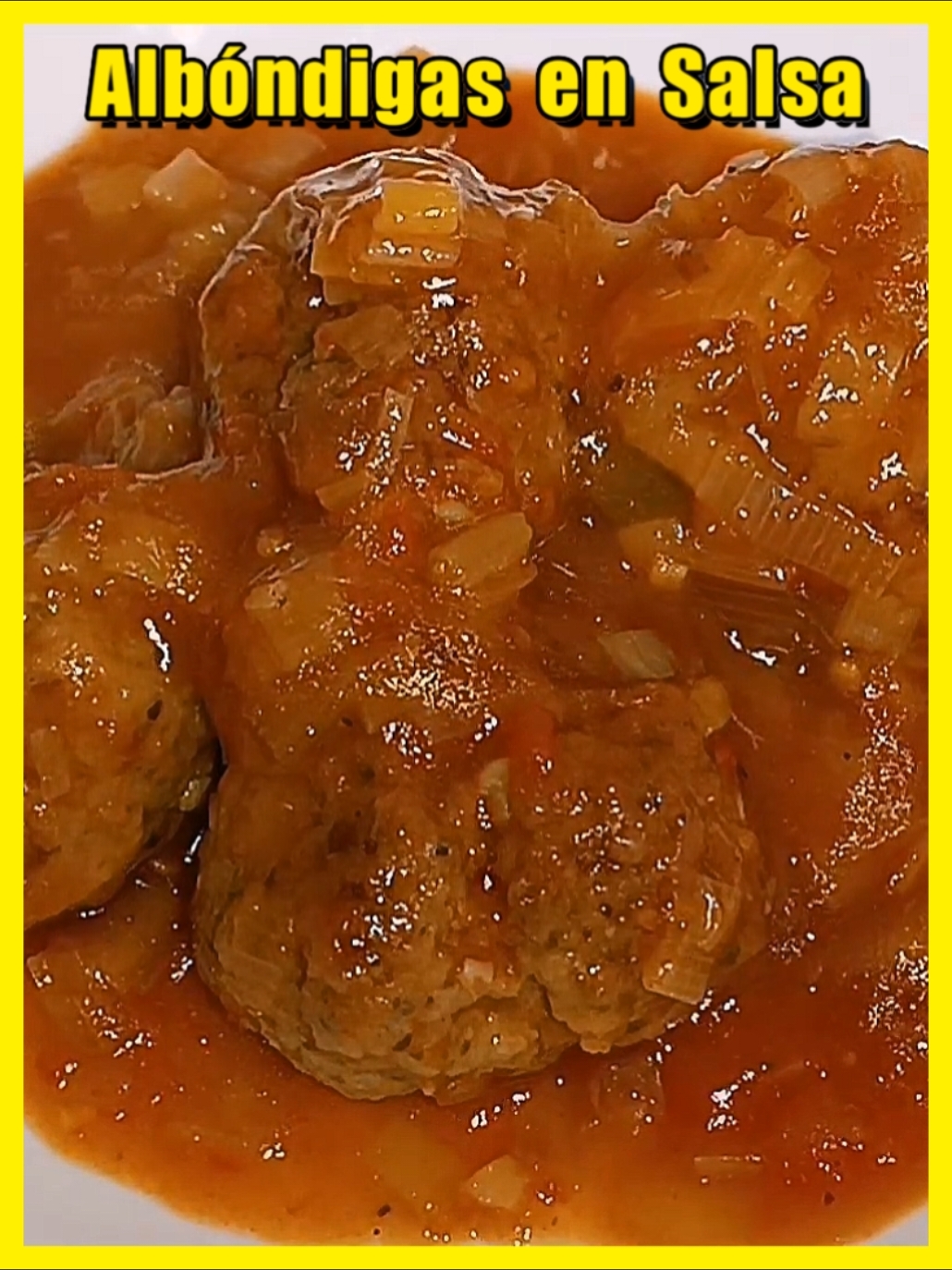 ✅ Albóndigas en Salsa de Tomate 🥩🍅😋   INGREDIENTES:  Albóndigas: - Carne Picada de Cerdo 500 gr - 2 Dientes de Ajo - Aceite de Girasol 200 ml - 2 Huevos Crudos - Pan Rallado 100 gr - 1 Chupito de Coñac - Pimienta Molida - Perejil Picado - Sal Marina  Salsa: - Aceite de Oliva 50 ml - Puerro 300 gr - Tomate Rallado 300 gr - 3 Dientes de Ajo - Vino Blanco 200 ml - Caldo de Carne 300 ml - Pimienta Molida - Pimentón Dulce - Curri  - Azúcar - Sal Marina #albondigasensalsa #carnecontomate #recetasdealbondigas #comohaceralbondigascontomate 