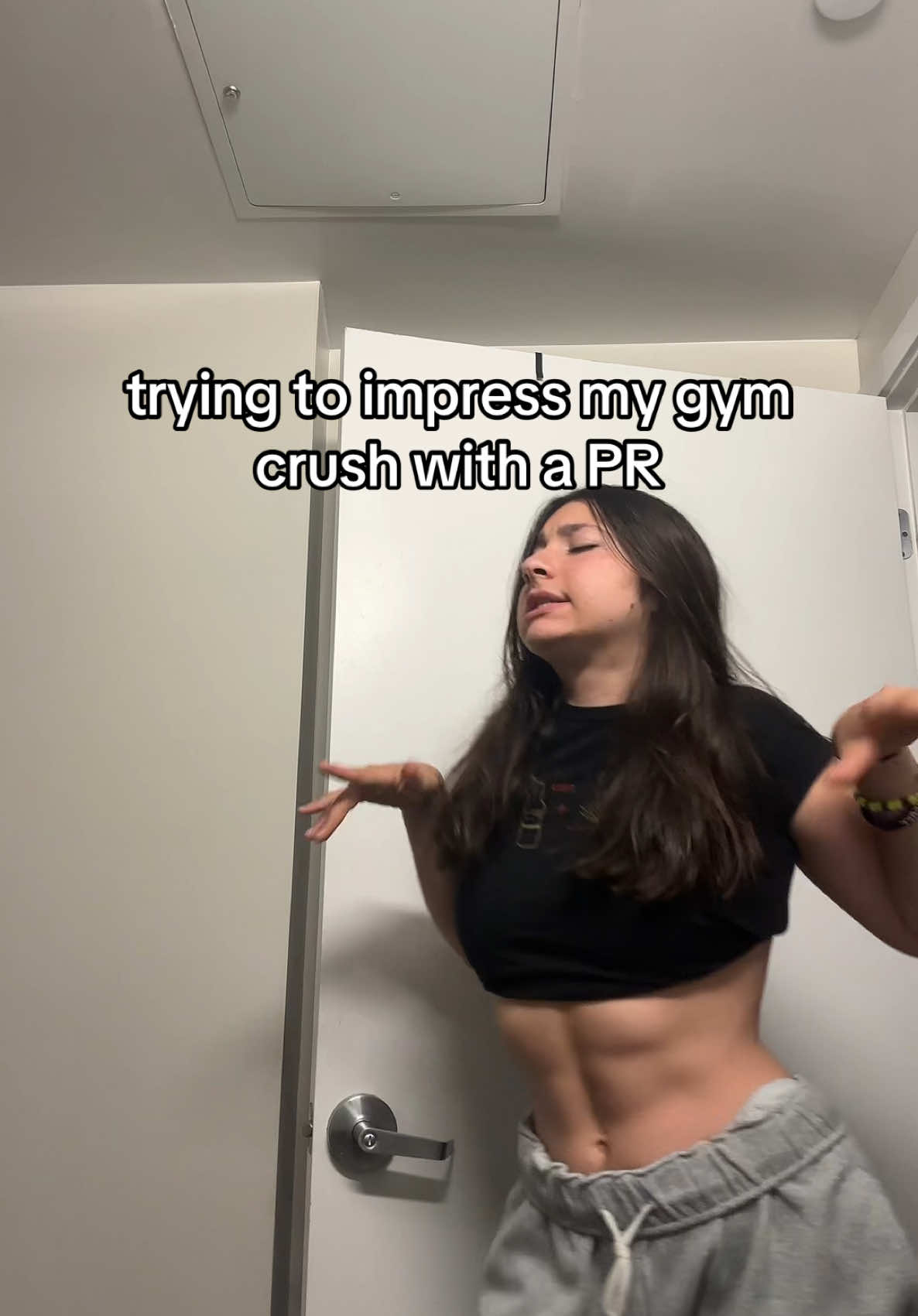 Observe me failing. And then immediately leaving the gym #gym #gymmotivation #gymcrush #gymrelatable #gymhumor #gymmeme #gymfunny #gymgirl #abs #pr #Fitness #fitnessmotivation 