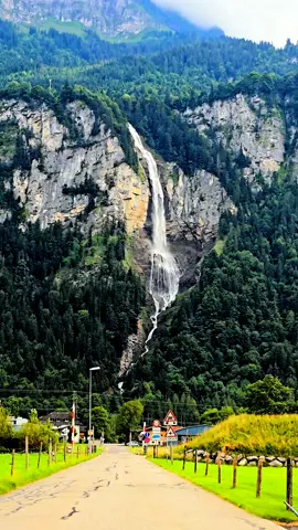 Oltschibachfall, Switzerland . . . #switzerland #schweiz #myswitzerland #swissalps #visitswitzerland #swiss #alps #suisse #oltschibachfall #waterfalls #unterbach #grindelwald #lauterbrunnen #jungfrauregion #jungfrau #interlaken #meringen #bern #wasserfall #brienz #haslital #germany #cascada #lindt #rolex #swissmade #swissmountains #swisstourism #swissviews #bernoberland #swisswaterfall #swisscows #swisscheese #foryou #foryoupage #fy #fyp 