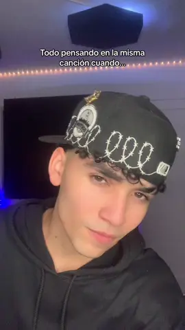 Por que tan solaaaaa#fypシ゚ #viral #rafacrushfive #crushfive 