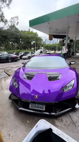 Lamborghini huracan roxa #edit #carro #supercar #fyp #lamborghini 