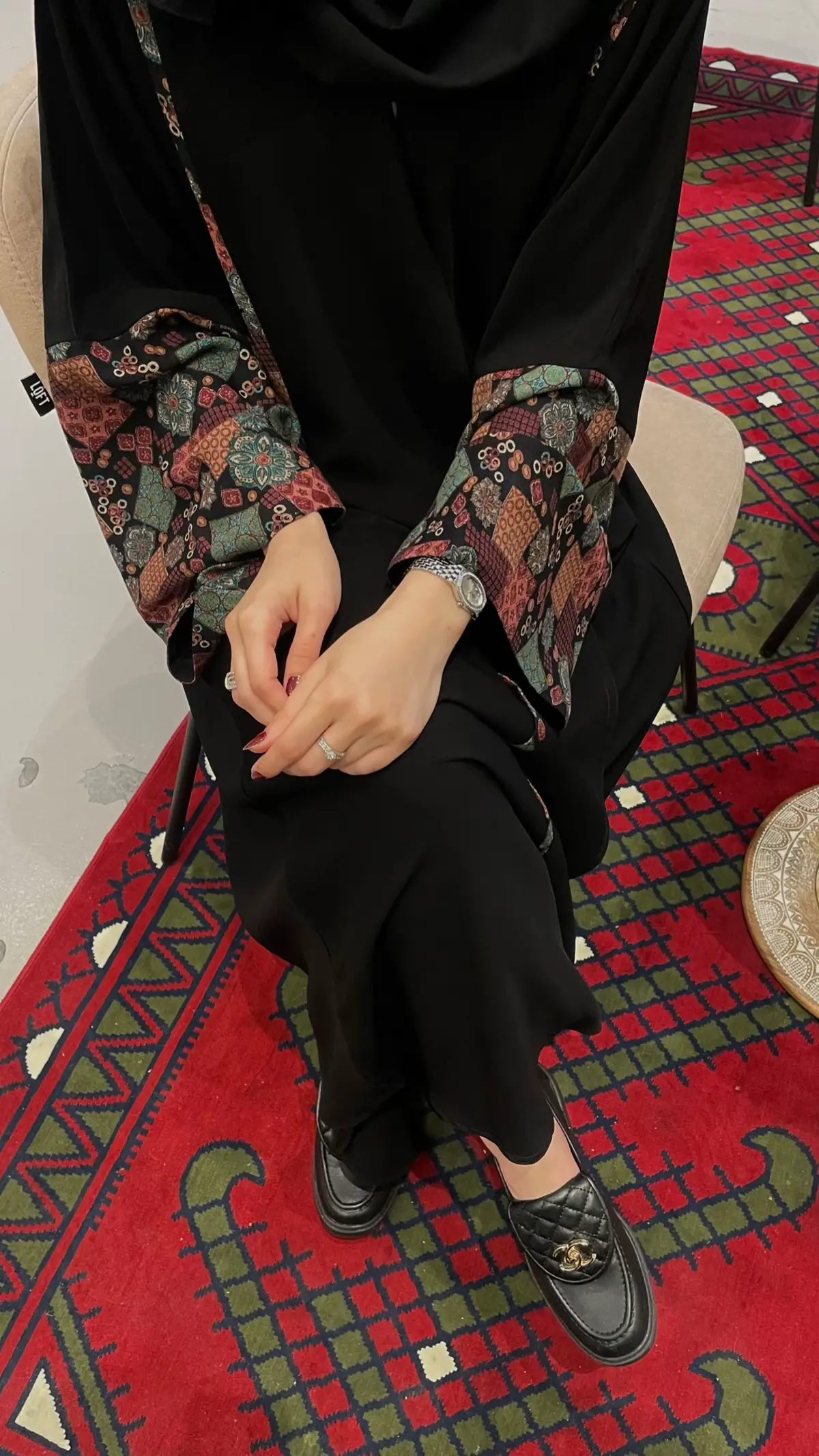 حساب العبايه انستا  manar_abayas1