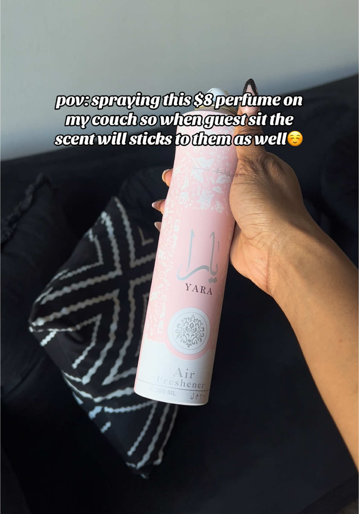 You will leave my crib smelling floral & fruity 🍉☺️🍓✨💖 & the best smelling perfume/ air freshener ⭐️💕 #yarashahidi #yaraairfreshner #fyp #yaralattafa #perfumes #perfumetiktok #floral 