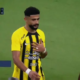 الحنش👩🏽‍❤️‍💋‍👨🏻 #abdulelahalamri #ittihad #الاتحاد #عبدالاله_العمري #الاتحاد_الاهلي 