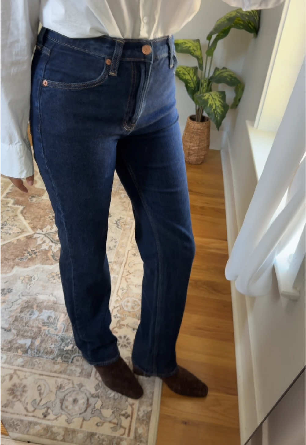 denim on sale is my love language #gapjeans #denim #denimfavorites 