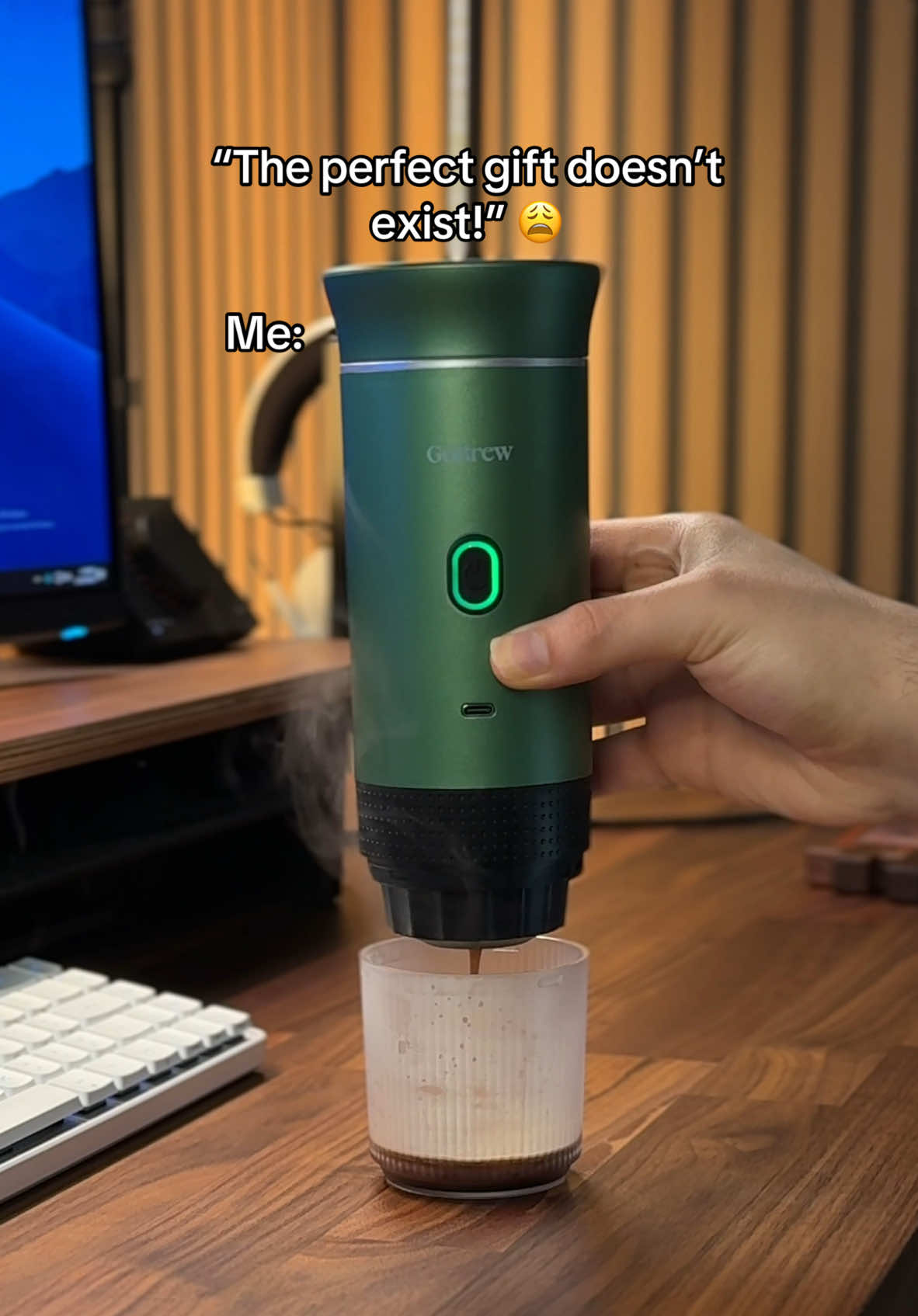 Replying to @1justin292 Is this Portable Coffee machine the perfect gift? 👀 #fyp #espresso #coffee #coffeetiktok #coffeetok #viralvideo #fypシ #TikTokShop #tiktokshopblackfriday #portablecoffeemaker #espressomachine 