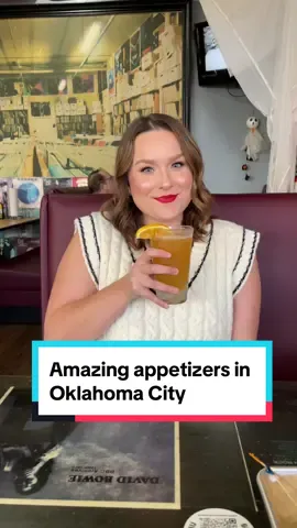 Need a new spot to grab drinks and appetizers in Oklahoma City?? You need to check out S&B’s Burger Joint! They have an amazing selection of appetizers, loaded fries, cocktails and beers, and of course burgers!  📍5929 N May Ave, Oklahoma City, OK 73112  #oklahomacity #okcfoodie #okcfood #okcrestaurant #okcblogger #burgerrestaurant #appetizers #okc #okceats 