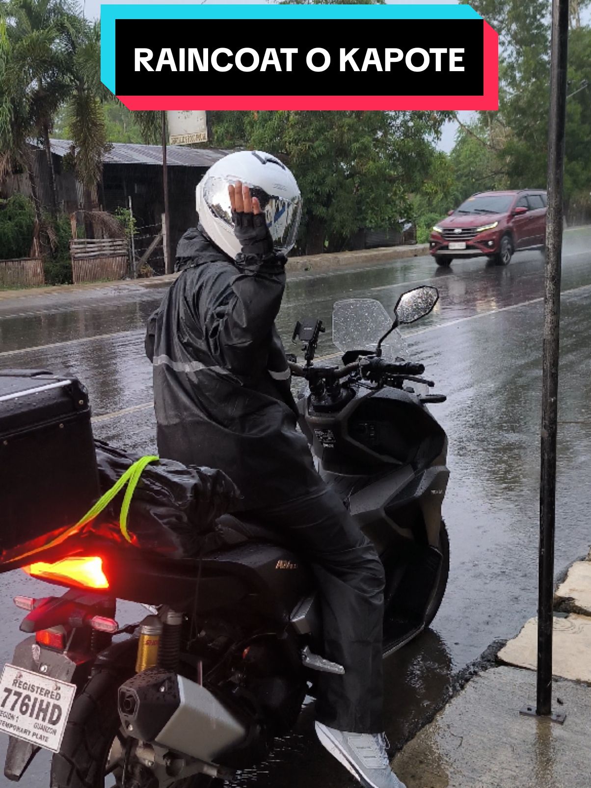 Solid nitong Raincoat Ang mura lang #raincoat #kapote #raincoatwaterproof #raincoatmakapal #riders #fyp 