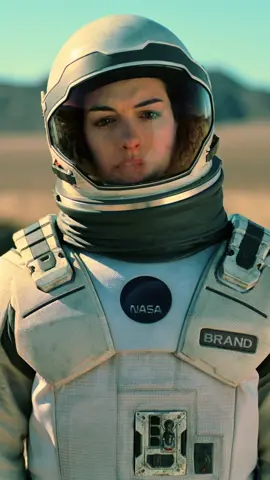El amor, la pérdida y el espacio-tiempo. 💔 #interstellar #annehathaway #fyp #cinema 