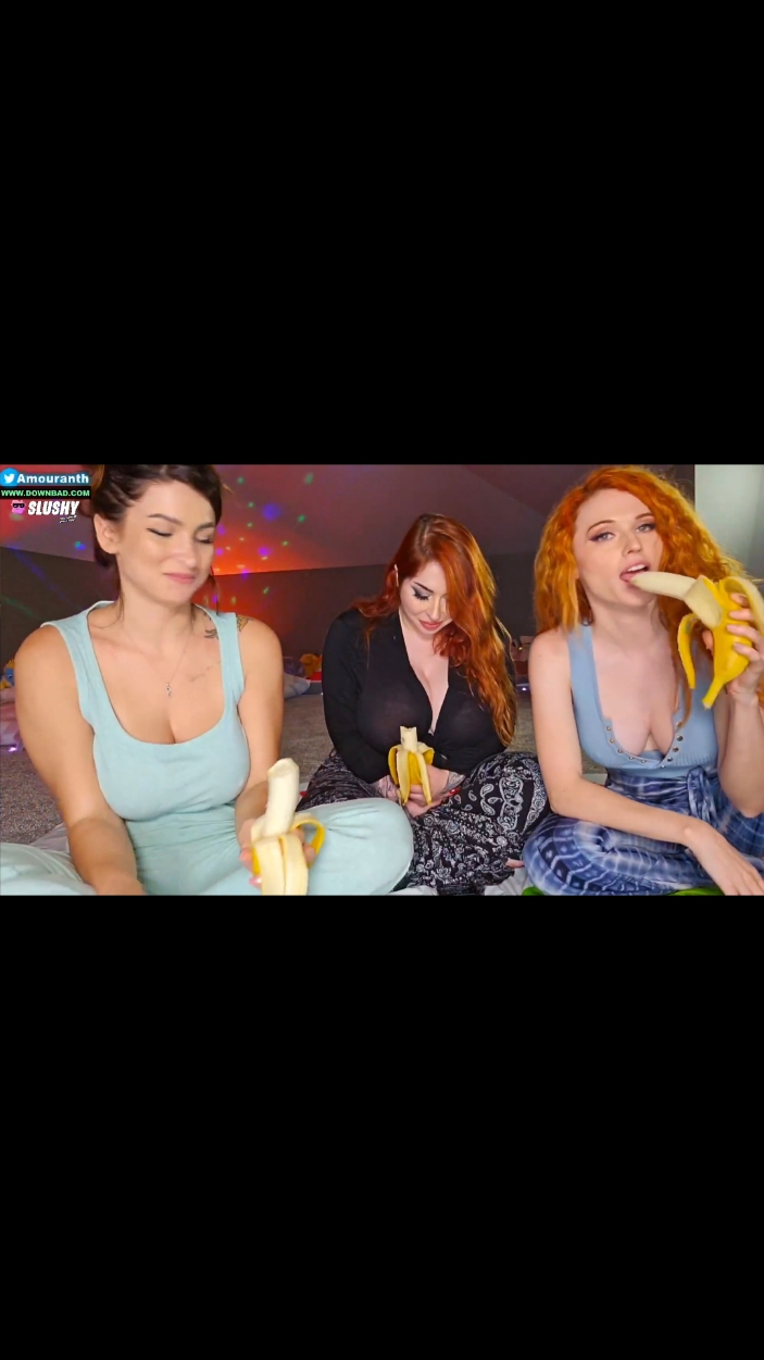 You have to peel it a certain way #banana #snack #streamer #streaming #amouranth #amouranth #egirl 