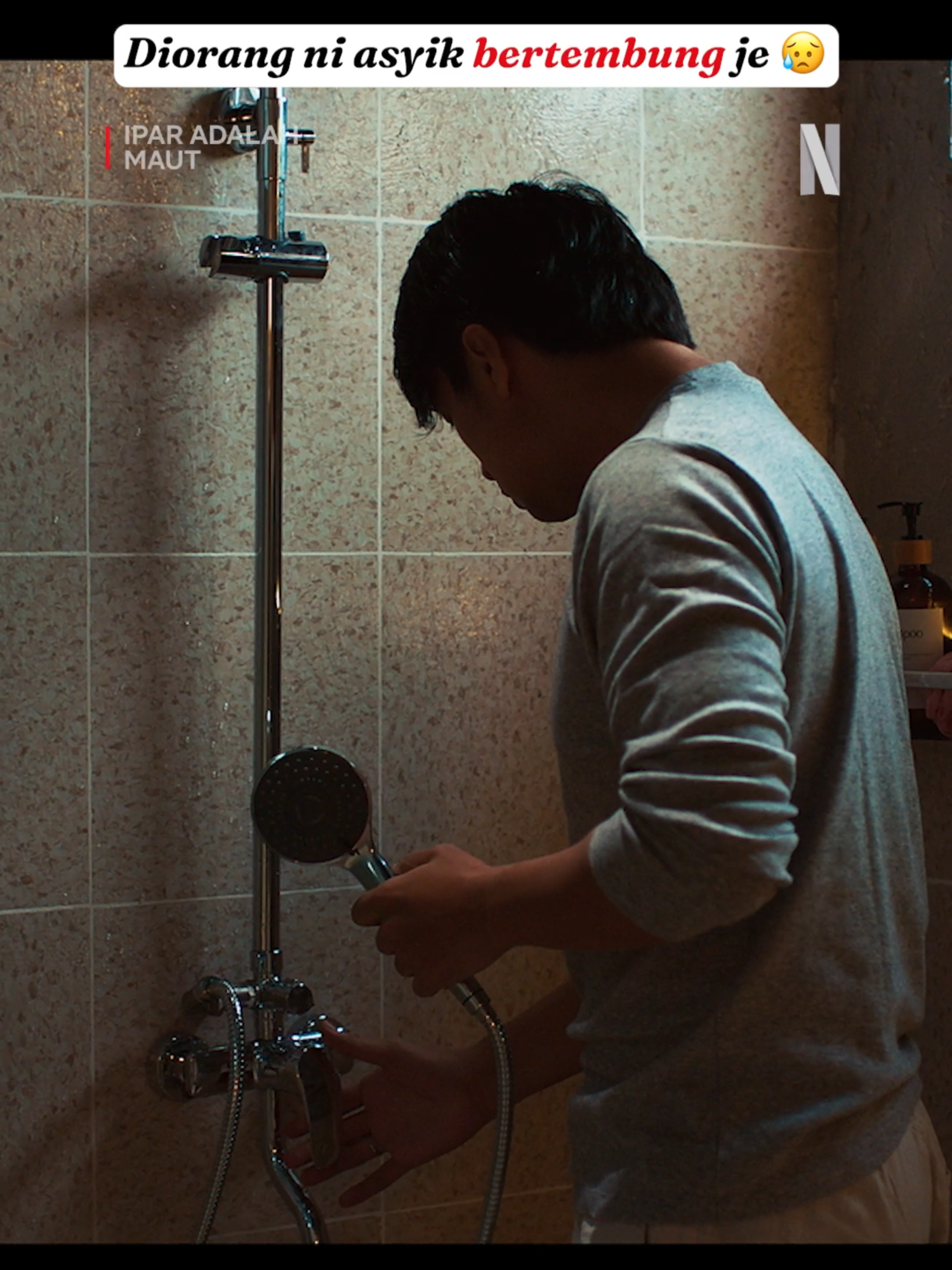 Nota untuk diri sendiri: selalu upah kontraktor luar ✍️ #IparAdalahMaut   #SembangEntertainment #SembangMovie #NewReleases #Movies #MovieTok #WhatToWatch #MovieRecommendations #NetflixMY #FlixReview