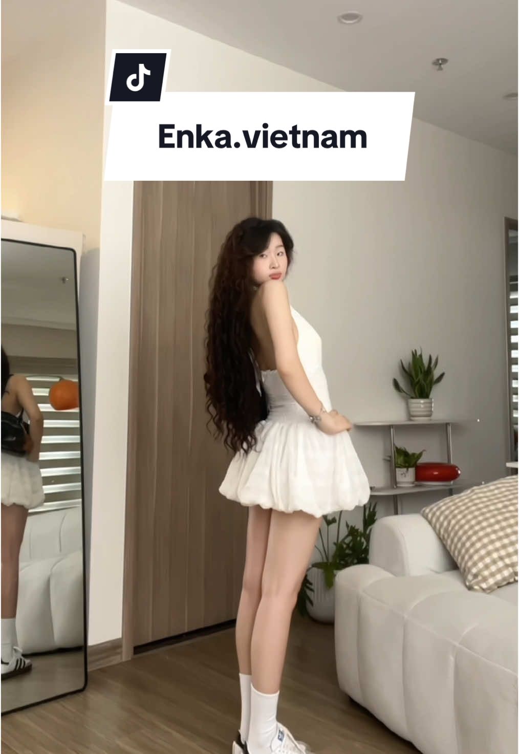 2 cái đầm đúng nhàn, khỏi cần phải ủi lun á🤌 @ENKA VIETNAM #dress #quinneeeee #enka 