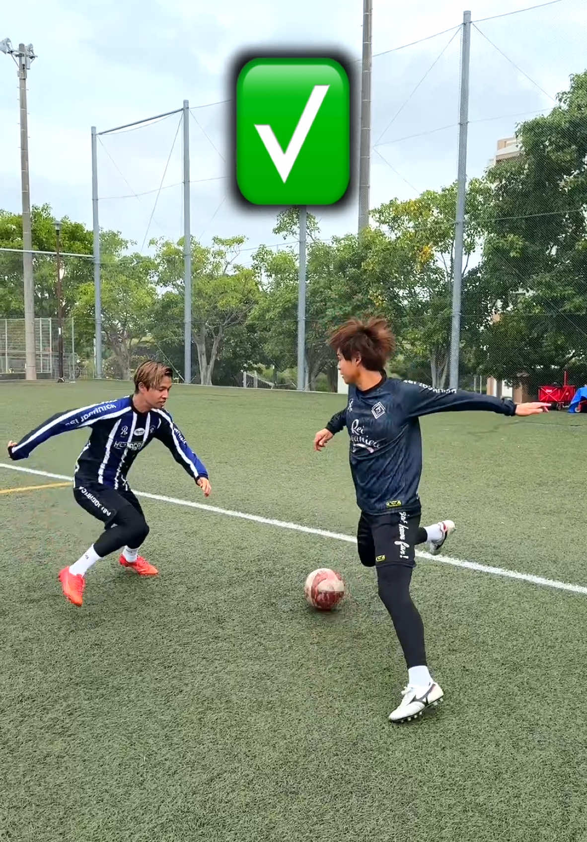 ~Learn this skill~🥰 #regate_kohei #football #Soccer #footballskills #soccerskills #サッカー #フットボール #サッカースクール#REGATEドリブル塾 #capitten