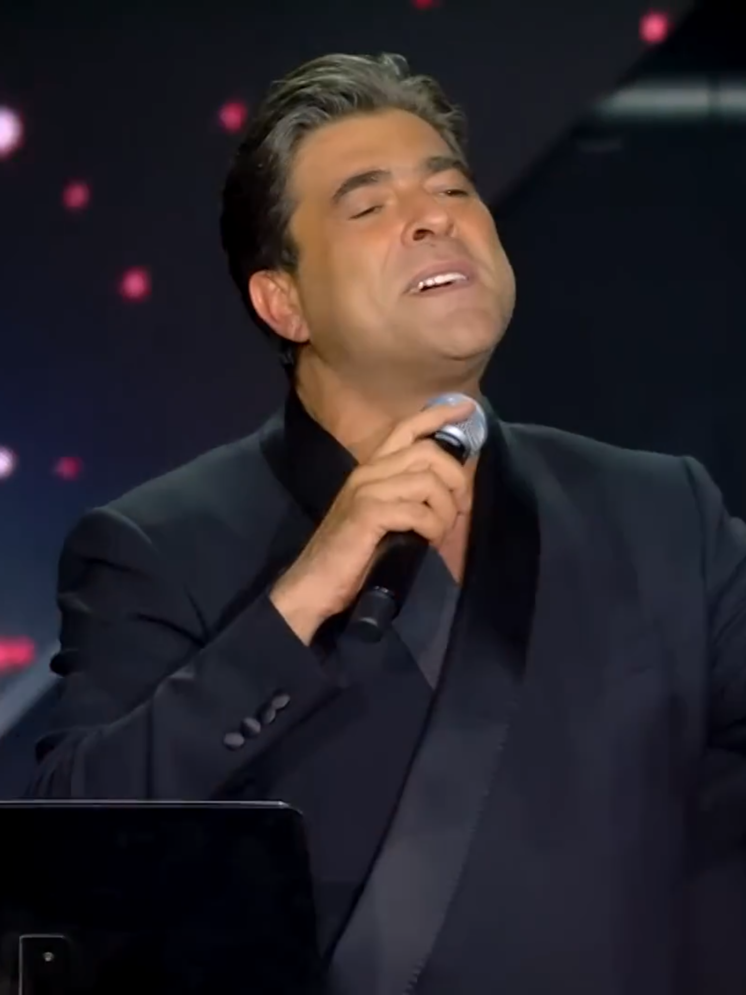 Wael Kfoury - Ra7 Halfak Bel Ghoson  _  وائل كفوري -  #رح حلفك بالغصن  - حفلة بيروت#