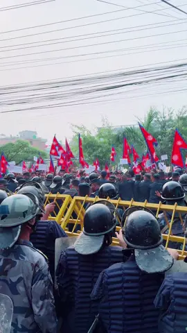 रूपन्देही: लामिछानेको समर्थनमा विरोध आन्दोलनले उग्र रूप लिंदै । #rabi #rabilamichhane #ravilamichhane #lamichhane #aandolan #nepalandolan #nepalpolice👮 #bhairahawa #ravi #khabarpatro #rabilamichhanenews2024 