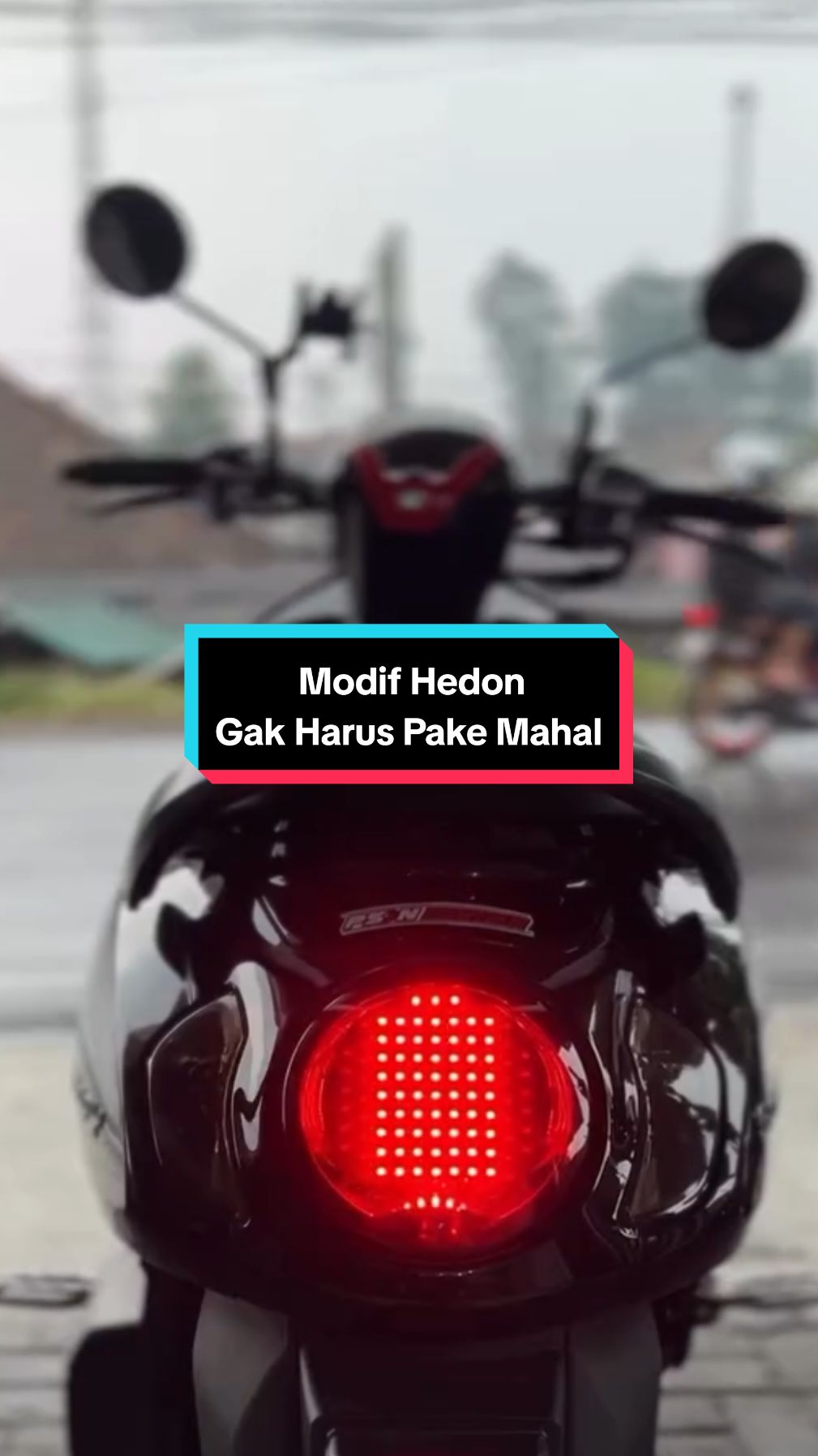 Lampu Stoplamp Running Honda Scoopy New #stoplamp #stoplamprunning #stoplampcustom #stoplampscoopy #lampustoprunning #lampustopvariasi #lampumotormodifikasi #lampumotormurahh #scoopymodifikasi #scoopynew #scoopyindonesia #scoopypropperindonesia #sukucadangmotor #sparepartmotor #modifikasimotor #variasimotor #trendmotor #aksesorismotor 