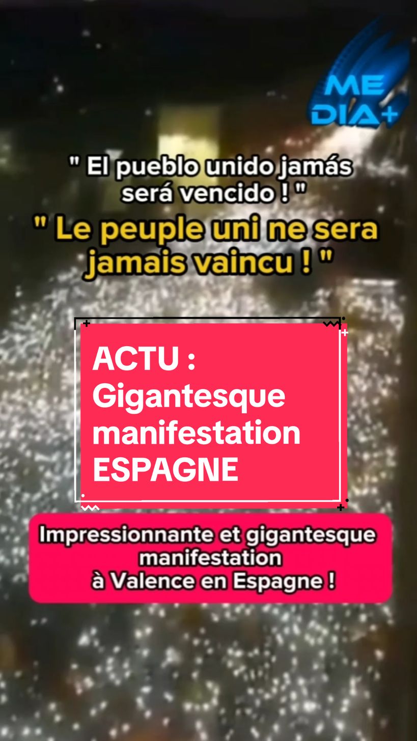 Impressionnante et gigantesque  manifestation  à Valence en Espagne ! 