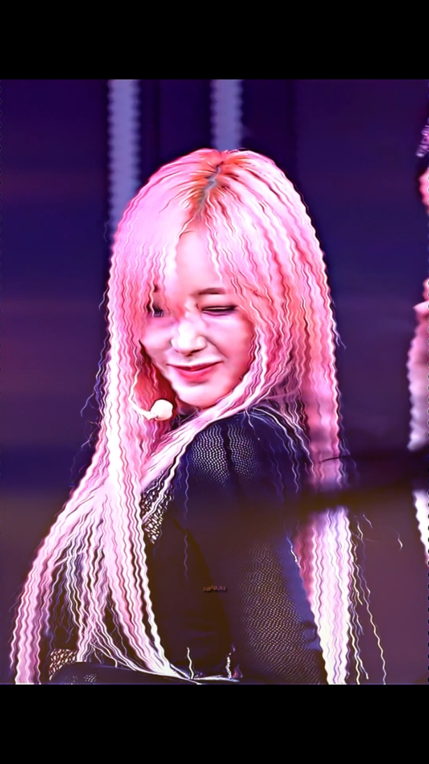 #aeri she's such a gorgeous with pink hair, i'm dyinggg x o x ib @m1njjeongz, cc mine [dt @tlharea @ryhntw @ᴅᴀᴠᴇ★ @𐙚⊹ ࣪ ˖𝑅𝑖𝑟𝑖.𖥔 ݁ ˖ 🗝️] / #giselle #aespa #aespa_official #giselleedit #aespaedit #aftereffects #ae #fyp #omgpage #foryoupage #foryou #kpop 