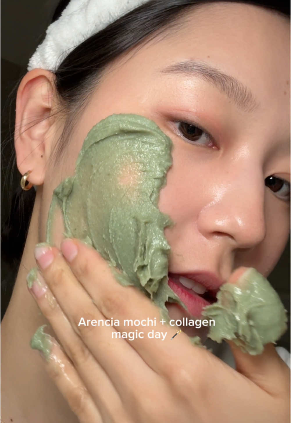 mochi + collagen magic day 🪄🍮✨ The @Arencia Green Rice Mochi Cleanser cleared away all the dead skin and impurities on my face, and with the Holy Hyssop Serum 30 layered on top, my skin stayed hydrated and dewy all night long ☁️ Available on Amazon or @OLIVE YOUNG Global ✨ *ad #arencia #koranskincare #ricemochicleanser #holyhyssopserum #amazonfinds #oliveyoung #kbeauty