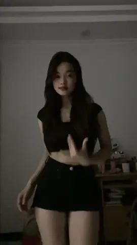 Từ trước đến nay anh trao chẳng có gì là thật:))
