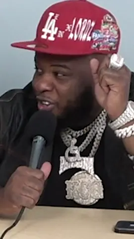 new pod with @KCG MAXO 🇳🇬♿️ out now on apple + spotify. watch on substack #maxokream #raptok #houston 