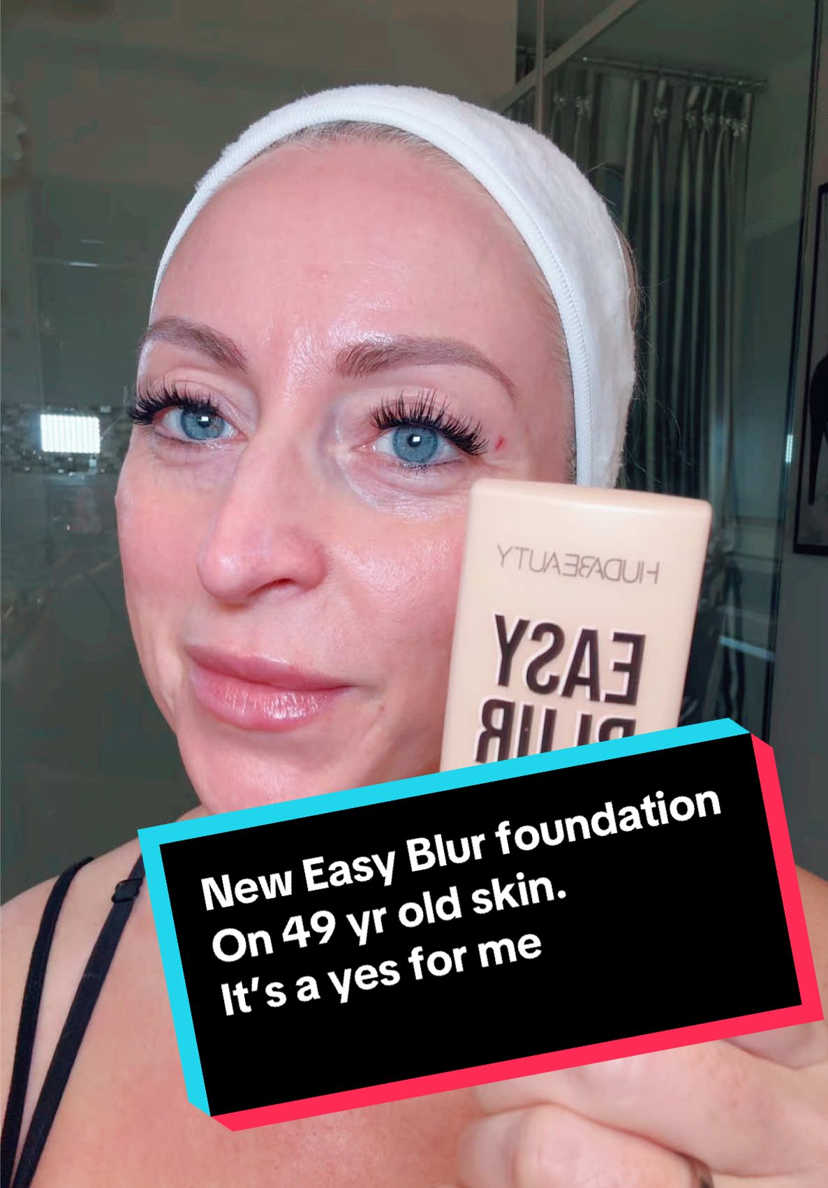 Huda Beauty new foundation! I’m really quite impressed with their new foundation. Paired with their setting powder, its a YES for me. 49 yrs old, filter free! Well done @Huda Beauty !!!  #hudabeauty #makeup #makeupover40 