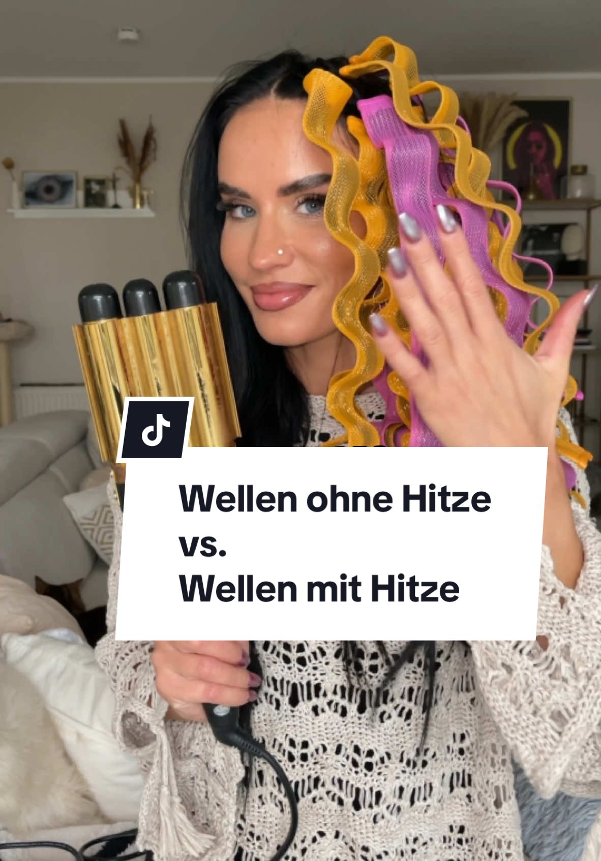 Wer vin euch hat schon diese „Heatless Waves“ Methode ausprobiert?🤔 Insta:margusha____  #heatlesshair #heatlesswaves #waves #waveshair #wellen #welleneisen #haare #haartutorial #friseurin #bielefeld #viral #fyp #fy #fürdich #foryou 