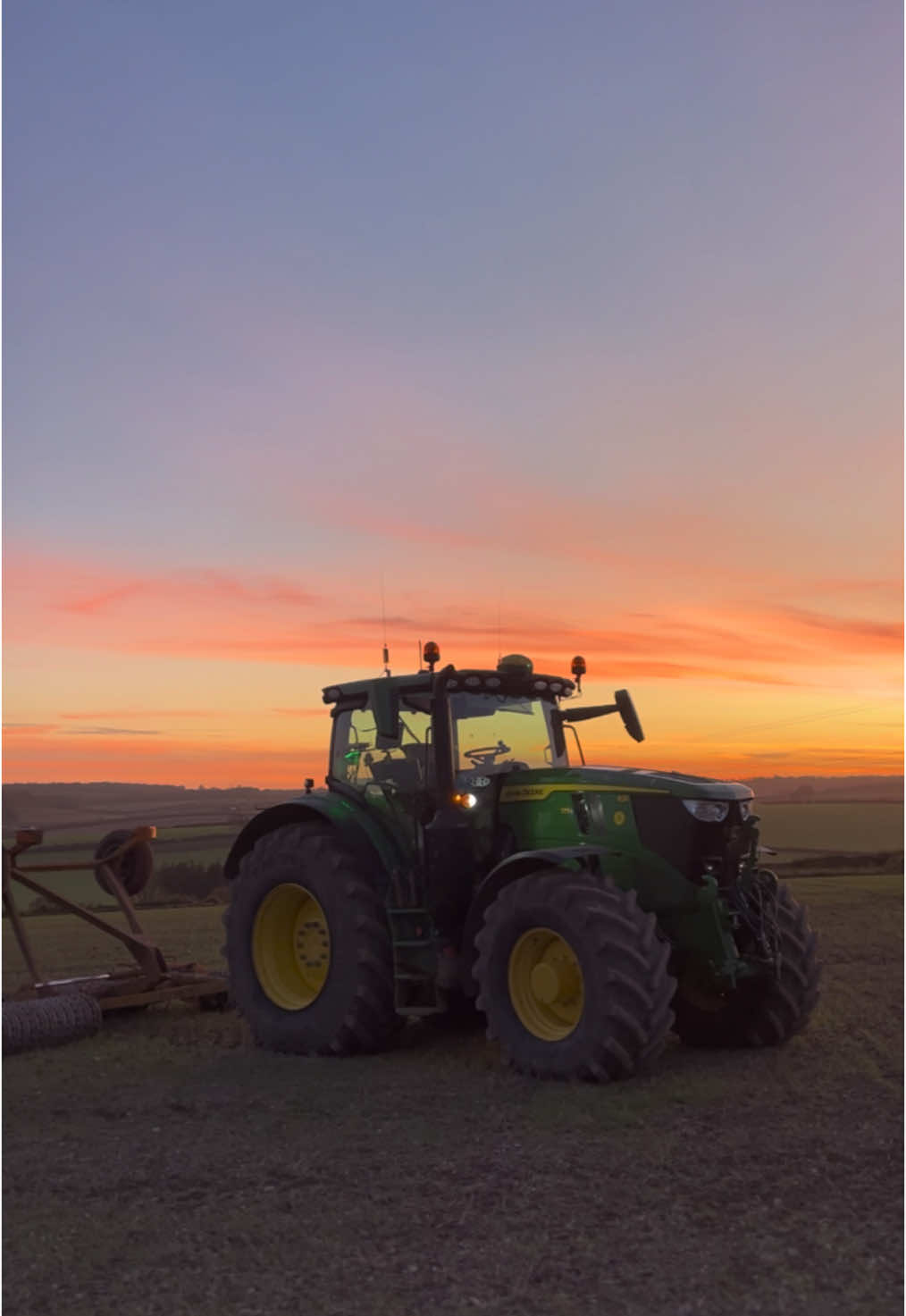 Bit of november stone smashing #johndeere #tractor #farming 