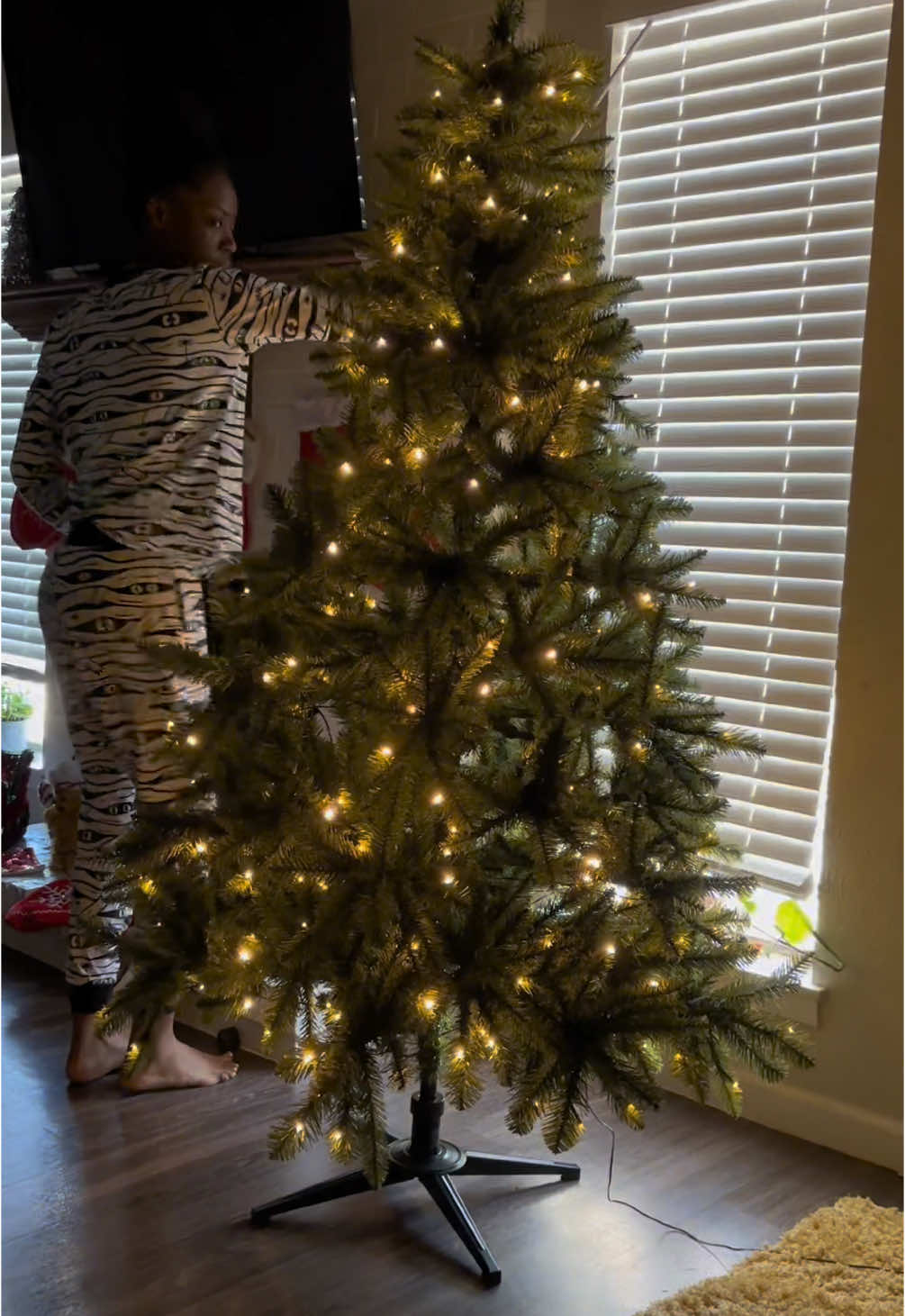 How should we decorate?? Grinch tree maybe…. #chirstmas #chirstmastree #unboxing #fyp 