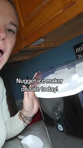 nugget ice maker  ice maker  nugget ice  #nuggetice #nuggeticemaker #icemaker #cowsar #tiktokshopcybermonday #tiktokshopblackfriday #giftideas 