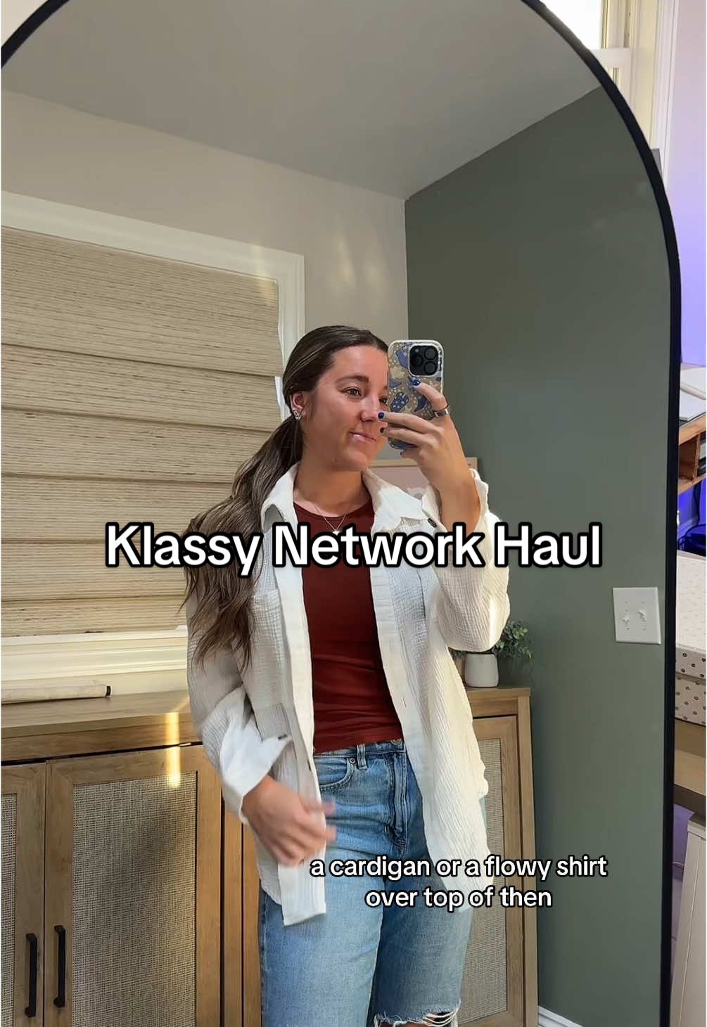 Love these tops so much! So many affordable colors and sizes!! @Klassy Network #klassynetwork#shirt#clothes#TikTokShop#viralshirt#viraltop #builtinbra 