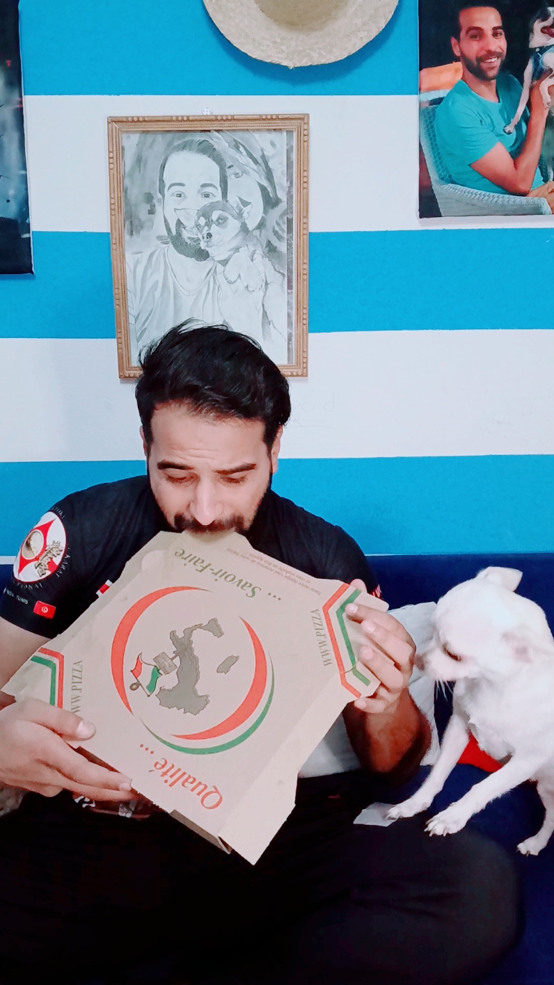 محلاها لعوزوبية 🤣🤣 #comedia #dogsoftiktok #dogchallenge #catsoftiktok #catchallenge #كلاب_كيوت 