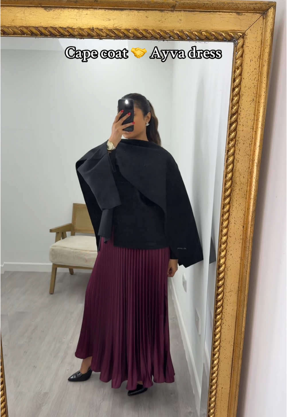 The best combo 🤌 #tiktokmademebuyit #viral #fyppp #trendingvideo #newness #blowthisupforme #capecoat #tiktokfinds #siyahcollection #giftforher 
