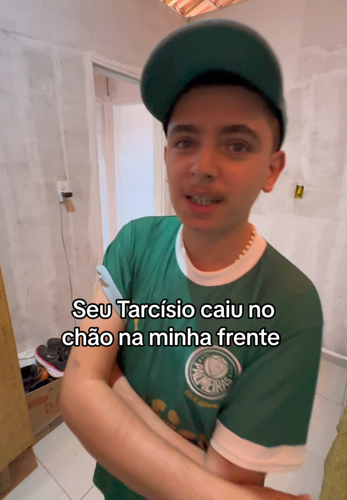 Seu Tarcísio caiu #viral_video #deus_no_controle #autismoftiktok #deusnocomando 