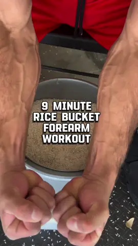 Day 80 of rice bucket training for 100 days.  9 minute rice bucket workout, save and give it a shot.  #calisthenics #forearmworkout #grip #gripstrength #fitnessmotivation #fyp #fypシ゚viral 