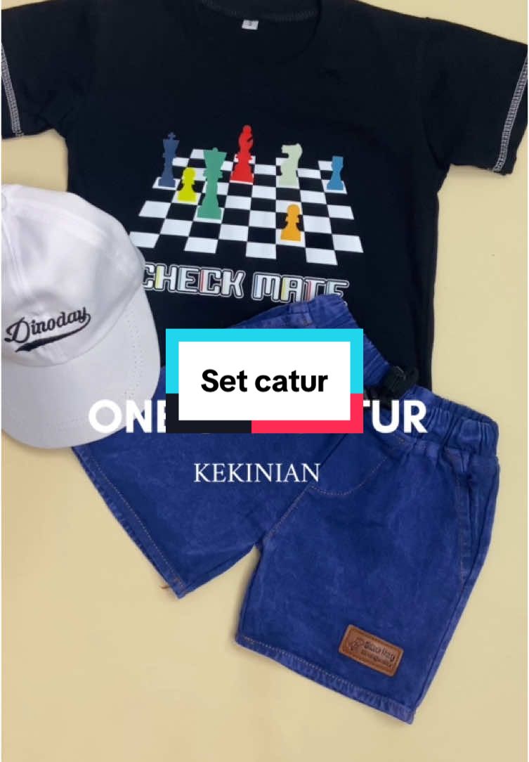 One set kece dan kekinian nih bund udah kita kasih free topi ya😍🥰#setelananaklakilaki #kaosanak #bajuanaklakilaki #fyp #kaosademmurahtiktokshop #outfitkeren #promoguncang11111 #styleanak #CapCut #lewatberanda 