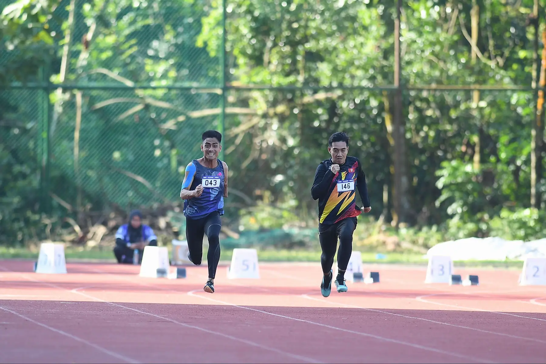 alhamdulillah emas utk 100m sirkit akhir kebangsaan para olahraga 2024 walaupun catatan masa yang aku nak tak dapat 🤲🏻💪🏻 