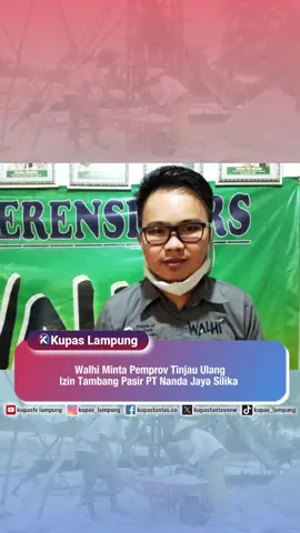 Walhi Minta Pemprov Tinjau Ulang Izin Tambang Pasir PT Nanda Jaya Silika . . Wahana Lingkungan Hidup Indonesia (Walhi) Lampung meminta Pemerintah Provinsi (Pemprov) Lampung meninjau ulang izin usaha pertambangan (IUP) pasir milik PT Nanda Jaya Silika di Desa Sukorahayu, Kecamatan Labuhan Maringgai, Lampung Timur. Direktur Walhi Lampung, Irfan Tri Musri mengatakan, ada puluhan warga menyampaikan surat penolakan langsung kepada pihak perusahaan saat berlangsung sosialisasi di Balai Desa Sukorahayu, pada Minggu (10/11/2024). Ia menjelaskan bahwa masyarakat terdampak langsung dengan penambangan pasir merasa tidak pernah mendapatkan sosialisasi dan tidak pernah memberikan persetujuan lingkungan. Namun tiba-tiba muncul plang perusahaan PT Nanda Jaya Silika yang sudah mendapatkan izin dan akan melakukan penambangan pasir di lokasi yang berdampingan dengan pemukiman warga. - Untuk berita selengkapnya, baca di www.kupastuntas.co - #virallampung #beritaterkini #virallampungbandarlampung #infobandarlampung #lampung #explorelampung #tulangbawang #pesawaran #bandarlampung #beritabandarlampung #tulangbawangbarat #lampungselatan #lampungtimur #metro #pringsewu #lampungbarat