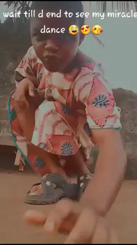 your favourite opposite dancer 😀😂#starzyleeberry #fyp #fyppp #favoutite #dancer #comedia #viralpls #onemillionviews#trendingvideos #trendingsound