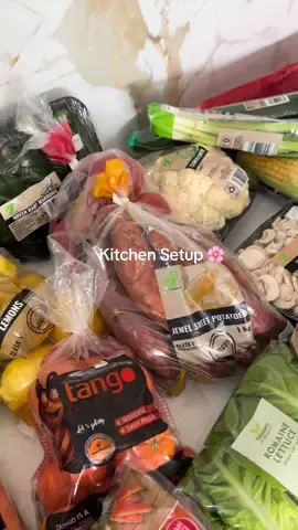 🌸🌸🌸 #kitchen #kitchenrestock #Vlog #fyp #trendingvideo 