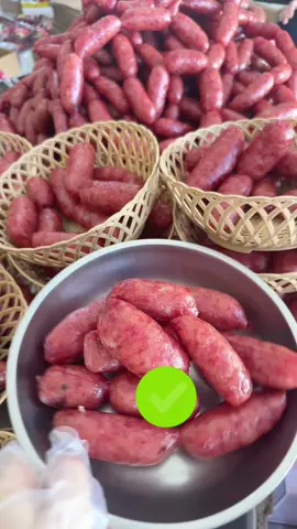 1 túi lạp xưởng chỉ 500g mà được 8 11 chiếc, tính ra 1 chiếc lạp xưởng tầm 5 cành thoy nè, đang có giá tốt lại được trợ shop nè mọi người ơi #anzmedia, #anzmediaday, #TSPsaledoitac #xuhuong #lapxuongkhoinguyen #muataitiktokshop 
