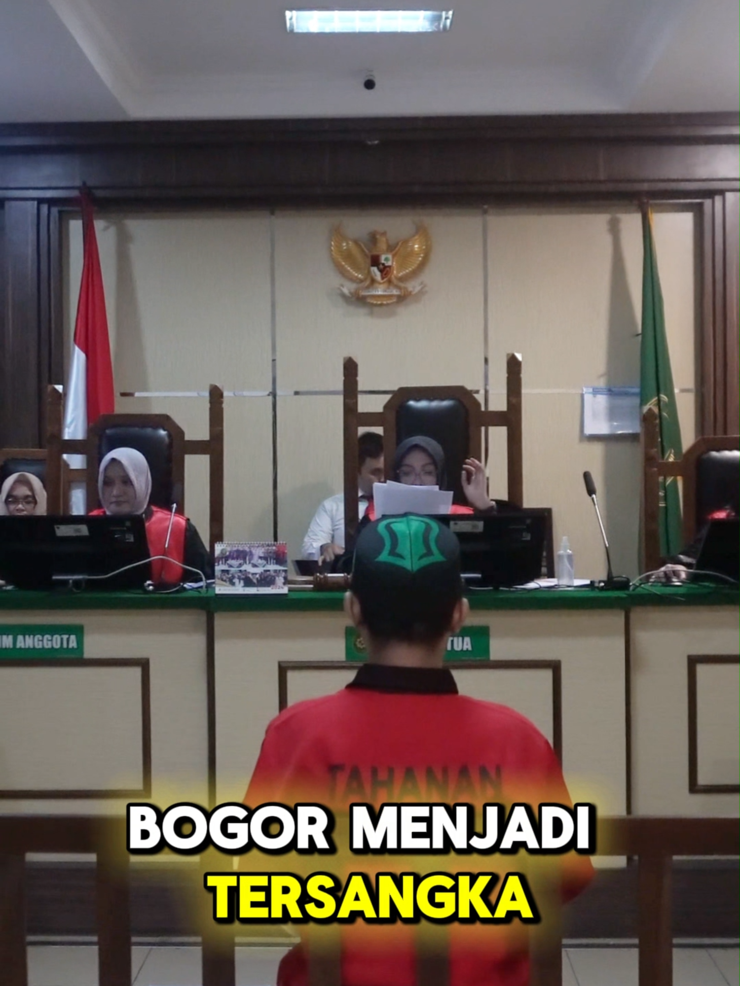 Breaking News!! Seorang Perawat Menjadi Tersangka Dugaan Tindak Pidana Kesehatan. Pada Hari Selasa, 12 November 2024 di Pengadilan Negeri Cibinong telah dilaksanakan Sidang Pertama Perawat Yang Diduga Melakukan Tindak Pidana Kesehatan. Badan Bantuan Hukum PPNI Gerak Cepat Untuk Mengawal Dengan Ketat Kasus Ini.  Tonton Video Berikut Selengkapnya #saveperawat #nurse #ppni