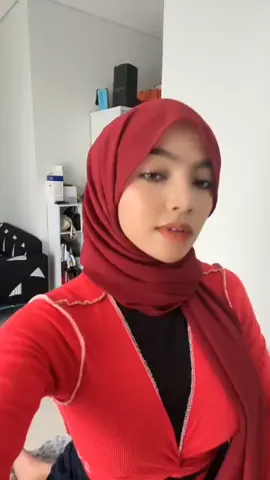 Mood Booster Pria #kaumhawa #bodygoals #bodygirl #pemersatubangsa #hijabers #hijabstyle #hijaber 