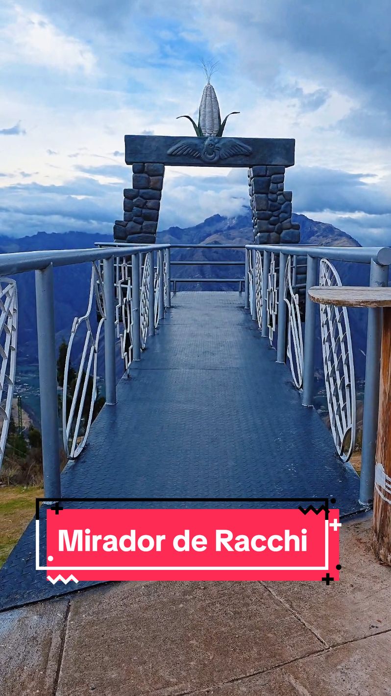 Mirador de Racchi .📷💚🦙🧳✈️👣🇵🇪🌈 @Wild Perú Travel  #miradorderacchi #vallesagrado #cuzco #cuscoviajes #viajeros #ftyp 