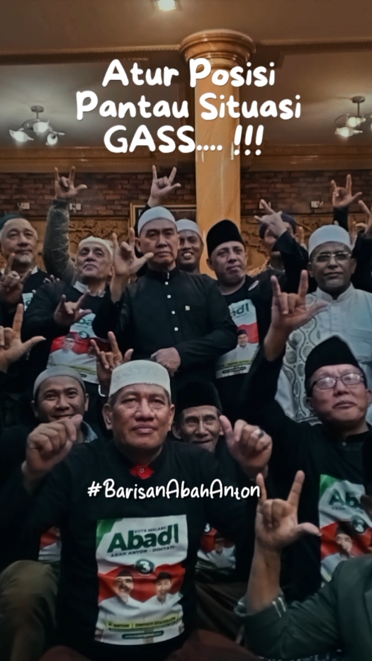 Solid barisan Abah Anton siap menangkan Abah Anton -Dimyati Ayatulloh di Pilkada Kota Malang.  meski tekanan terus datang silih berganti, fitnah, kampanye hitam, barisan Abah Anton makin solid.  #peduliwongcilik  #abahanton #kotamalangabadi #aremania 