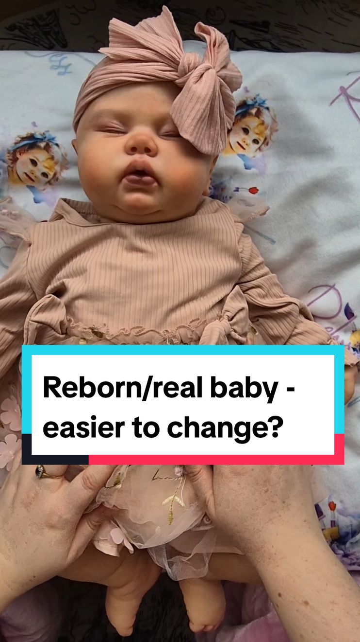 Is a reborn easier to change than a real baby? Let's consider...! #rebornsofjess #rebornbaby #rebornchanging #babychanging #dolls #fakebaby 