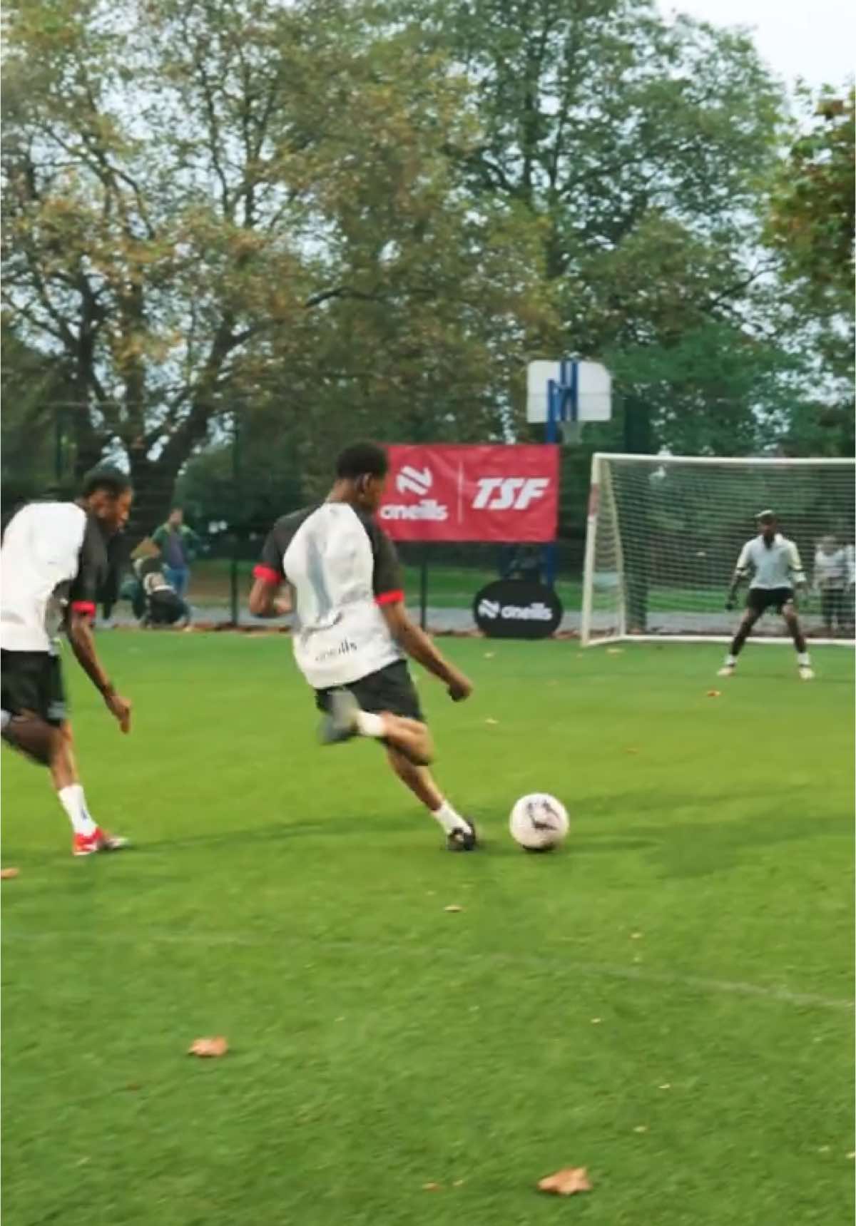 THE skill and THE finish 😮‍💨 #thestreetzfootball #football #skill #goal #1v1