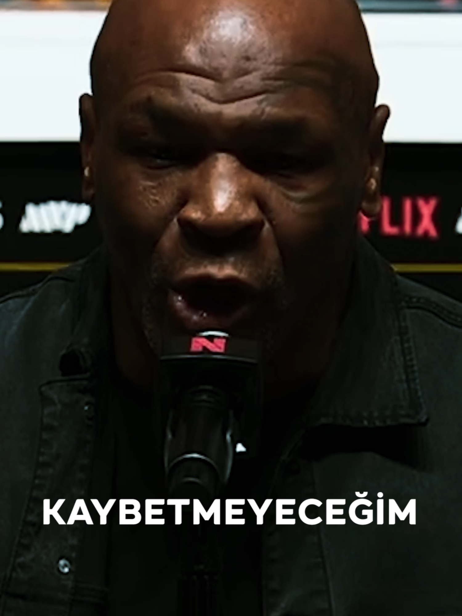 MIKE TYSON BÜYÜK MAÇA HAZIR!!  🔴 15 Yıl Sonra Efsane Geri Dönüyor! 🔴   Bir döneme damgasını vurmuş, ringlerin efsanevi ismi Mike Tyson, yaklaşık 15 yıl aradan sonra geri dönüyor! 🥊 Bu sefer karşısında sosyal medyanın dövüş arenasına taşıdığı güçlü bir isim: Jake Paul! 📸🔥  İki farklı jenerasyonu buluşturan bu karşılaşma, izleyenleri ekran başına kilitleyecek. Tecrübeyle cesaretin kapışmasında neler olacak? Tyson'ın gücü mü yoksa Jake Paul'un yükselen enerjisi mi galip gelecek? 🤔💥   📅 Bu unutulmaz geceye hazırlanın; ringde tarih yeniden yazılıyor! 🕰️  #miketyson  #jakepaul  #boks #conormcgregor #fyp #keşfetteyizzz #fight #dövüş #boks #UFC #ufc305 #ufc308 #khamzatchimaev #khabib #netflix  📲  Sosyal Medya Hesaplarımız  INSTAGRAM: @sporunizleri  YOUTUBE: @sporunizleri